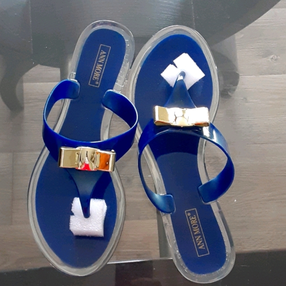 Woman shoes